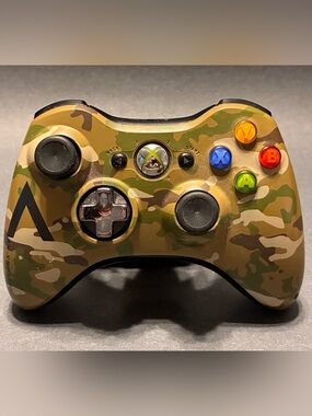 Official Microsoft Xbox 360 Special Edition Camo HALO 4 Wireless Controller